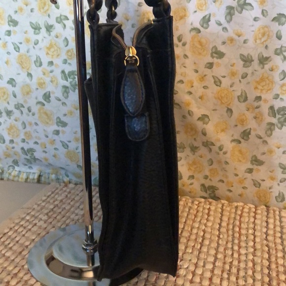 Relic - Picture 6 of 8